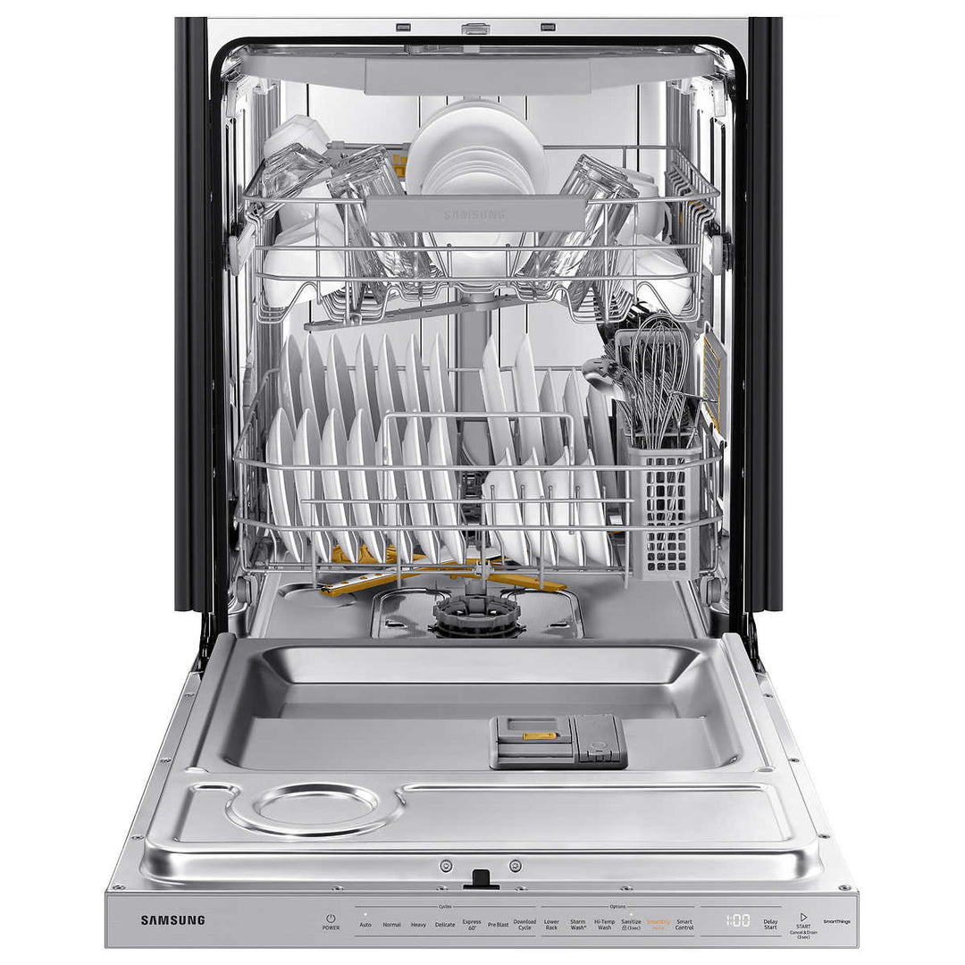 Samsung - 24" Dishwasher with Stormwash