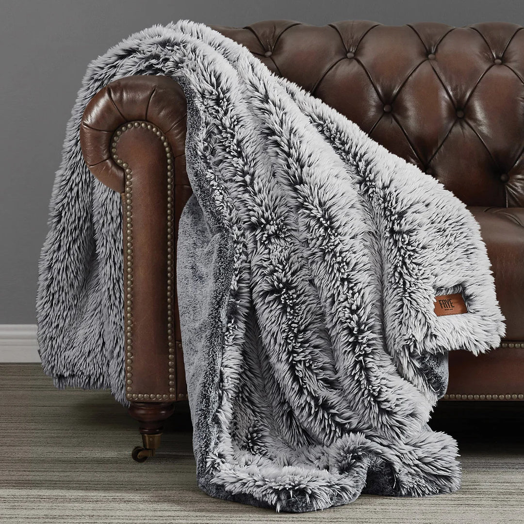 FRYE - Jeté de luxe arctique