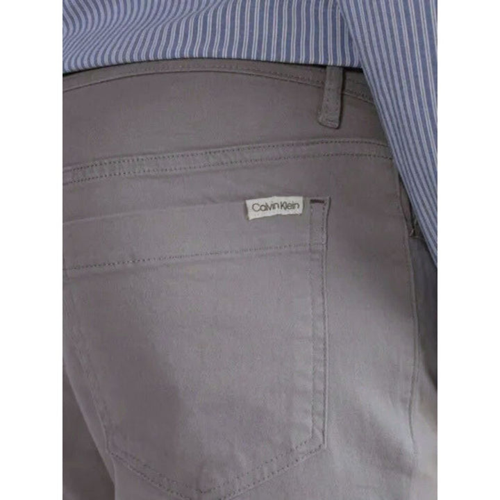 Calvin Klein - Slim Fit Pants