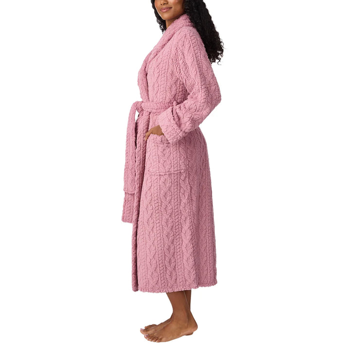 Room Service – Twisted Jacquard Robe