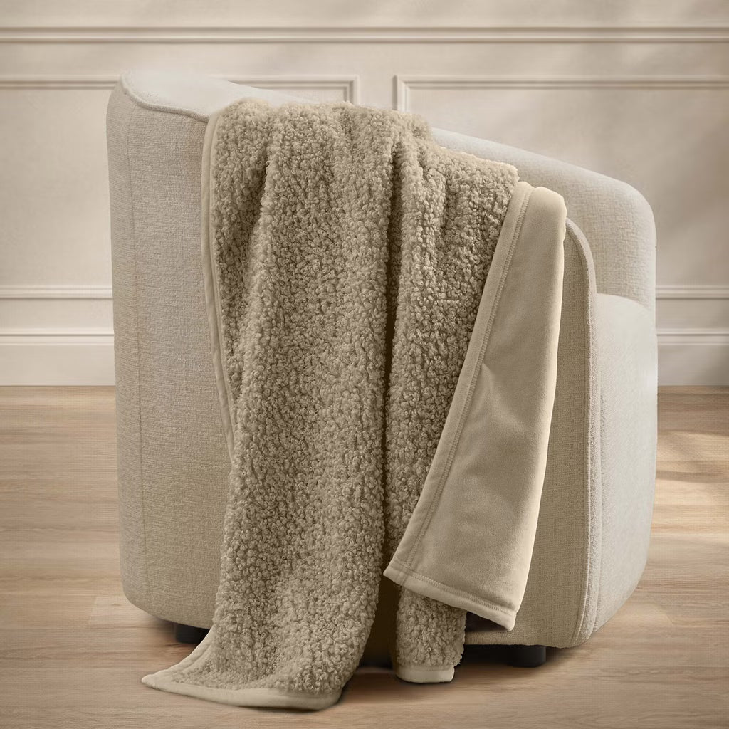 Roots Home - Bouclé Throw
