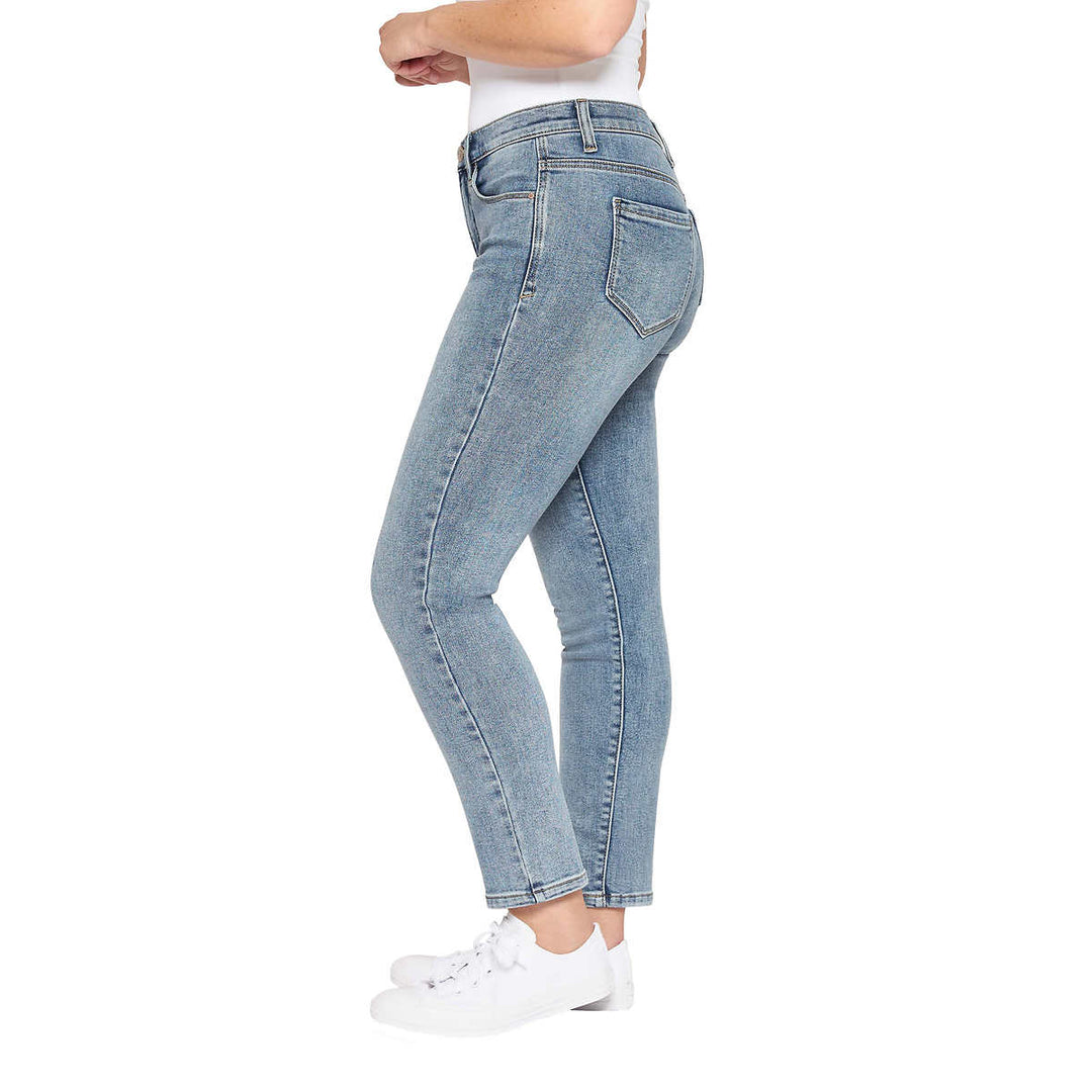 Kensie – Straight Leg Jeans