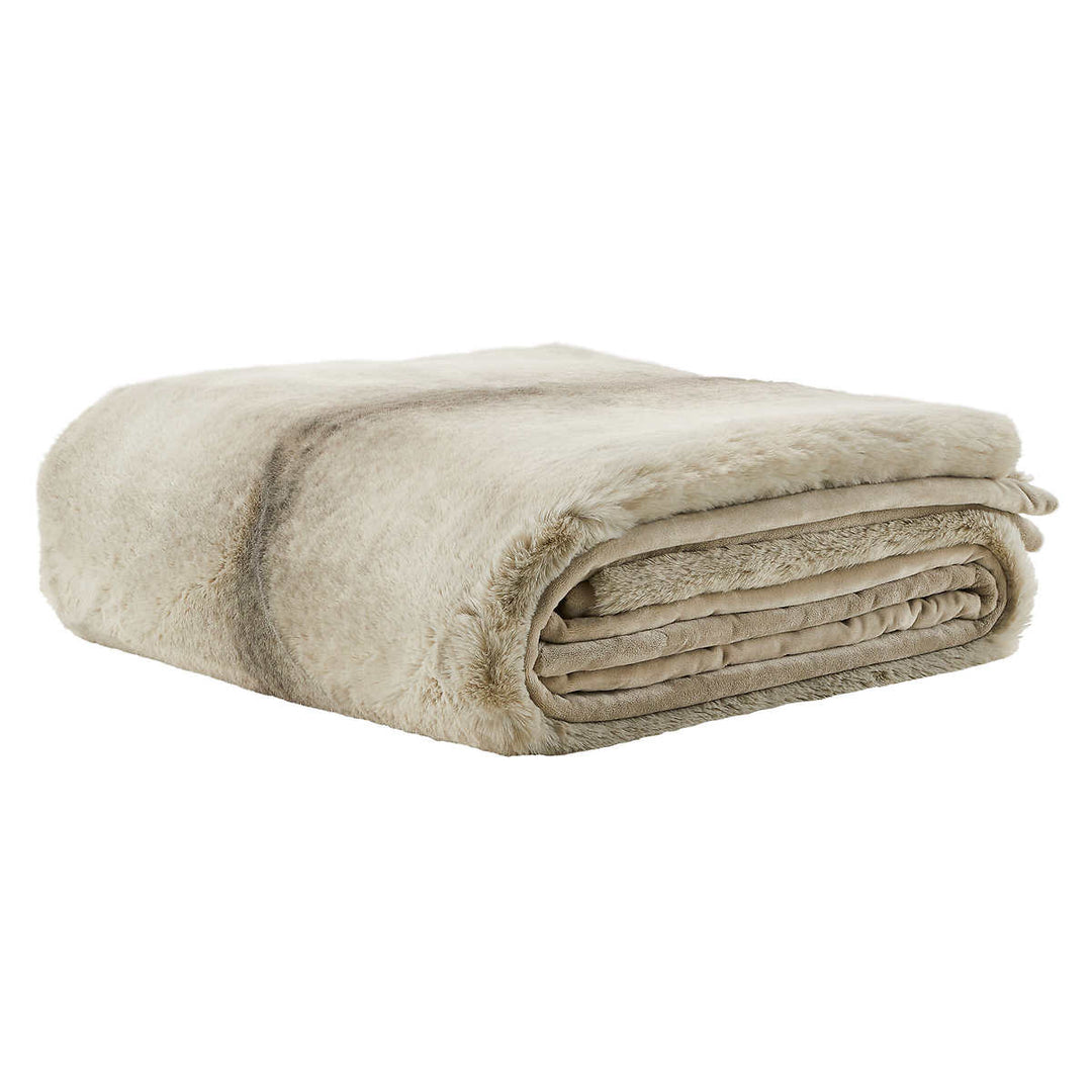 Mon Chateau - Luxury Faux Fur Throw