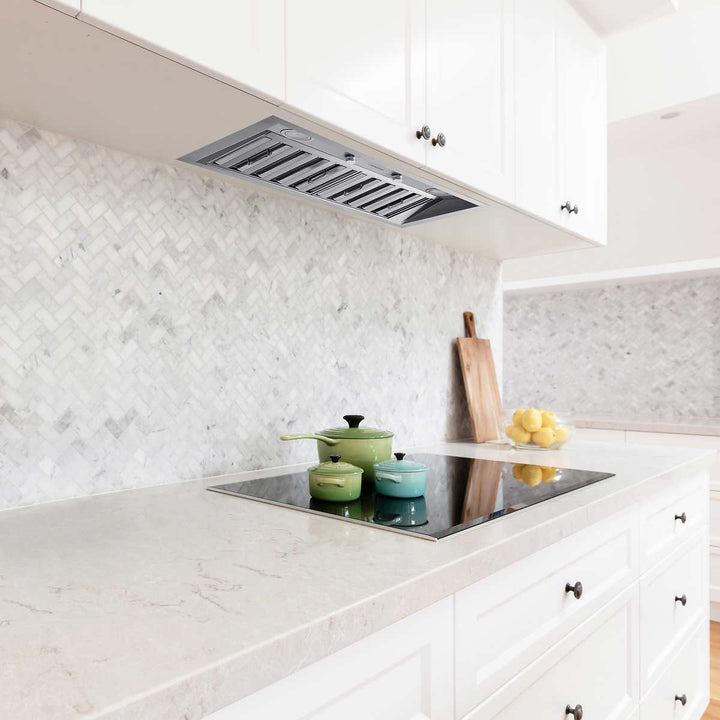 Ancona - Stainless steel ducted range hood, 600 CFM maximum