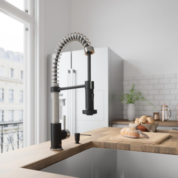 Vigo - EDISON pull-out kitchen faucet