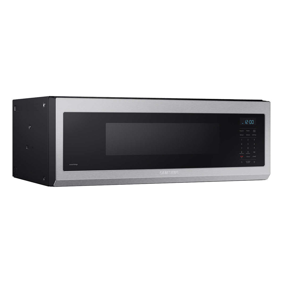 Samsung – Four à micro-ondes ultraplat de 1,1 pi³ à hotte intégrée de 400 pi³